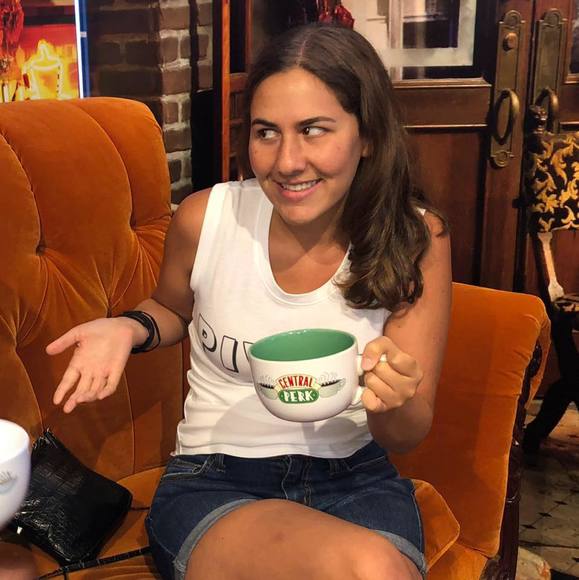 danielleschw165